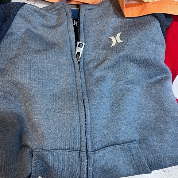 Kids Surf & Sports bundle 3t-6t EUC-VGUC Volcom Hurley Quicksilver Under Armor - Picture 7 of 10